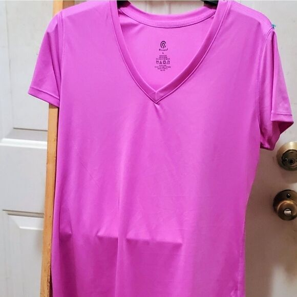 Champion Tops - Champion fushia short sleeve v-neck athletic shirt